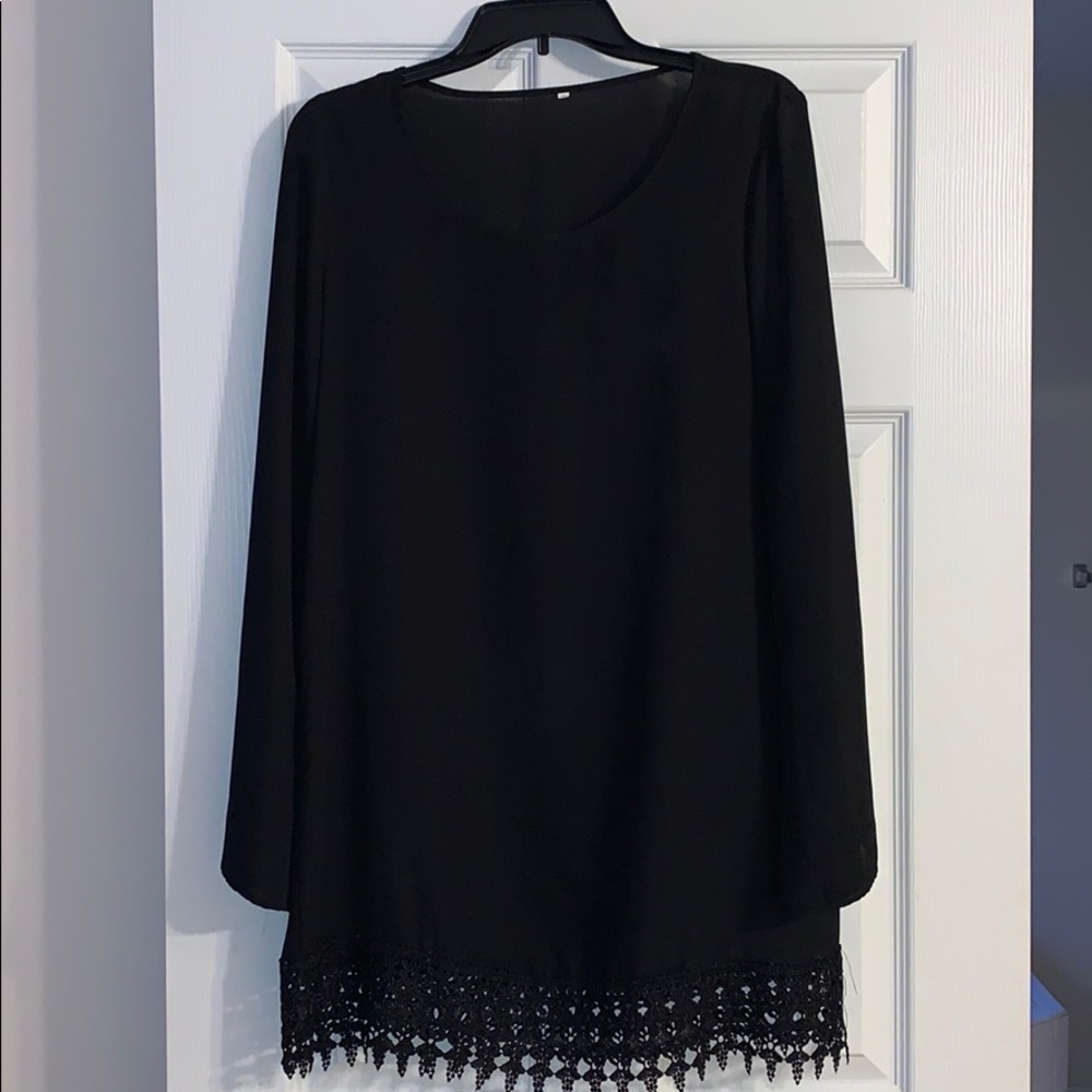 Elegant Black Sheath Dress